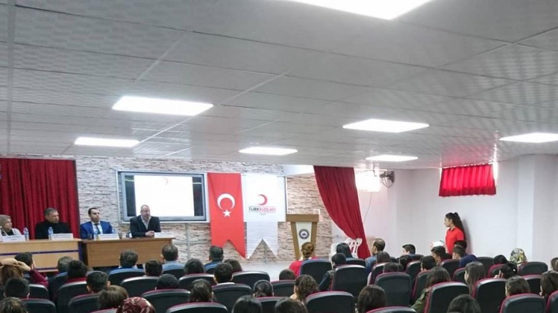 OKULUMUZDA KARİYER GÜNLERİ - 