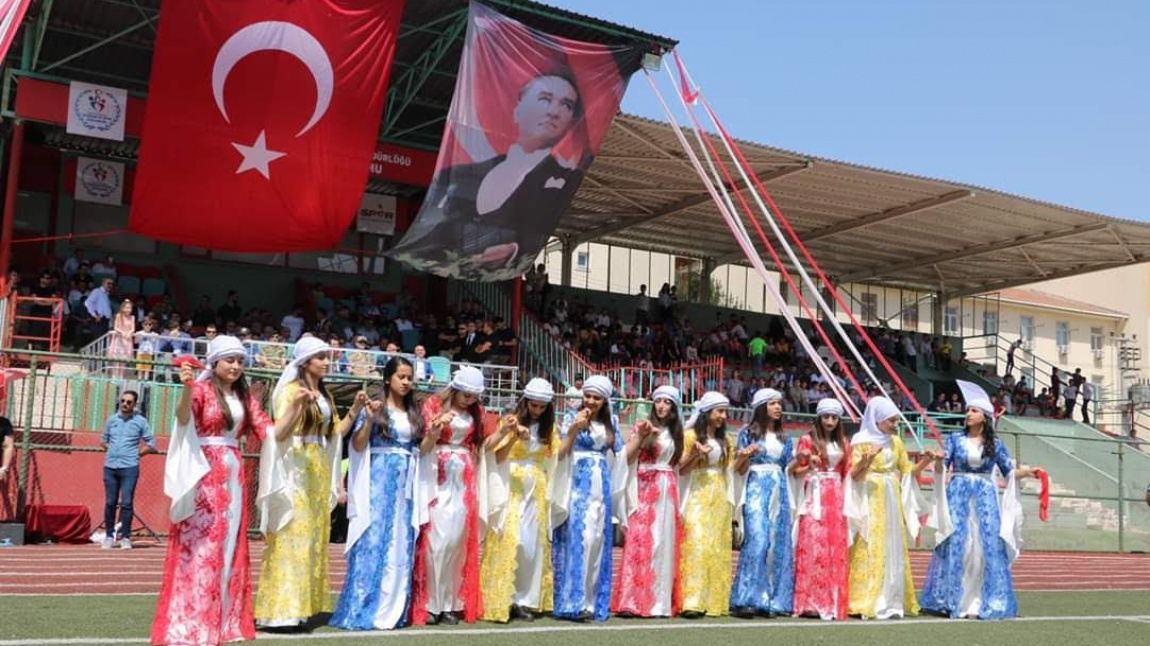 Okulumuz Folklor Ekibi